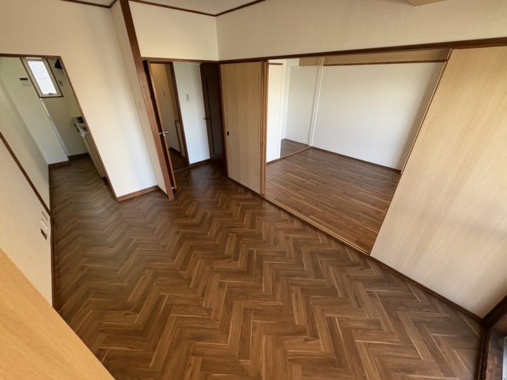 新大阪末広第一ハイツの居間