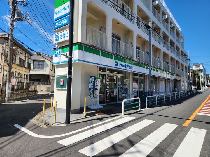 ウィングかなえの周辺