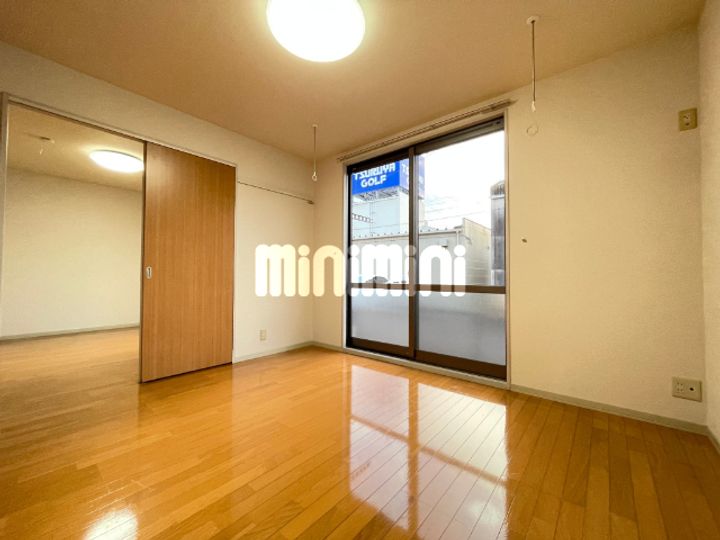 カルティエ五番館の内装