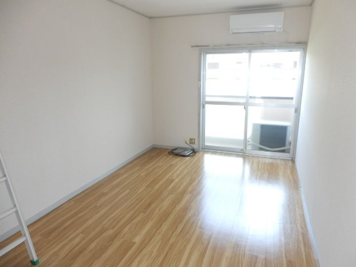 リンデンハイムの居間