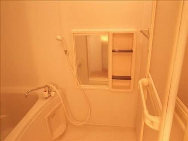 イースト・Iの風呂