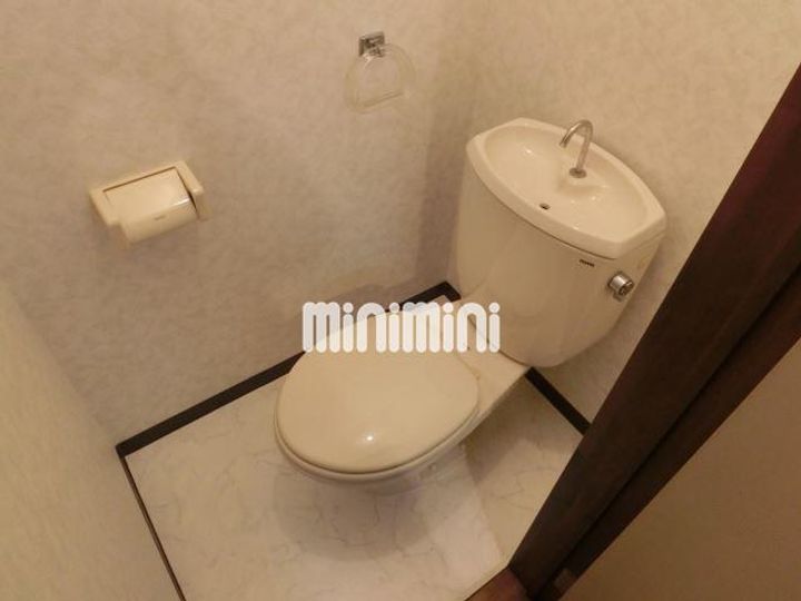 サンライズ土方Bの内装