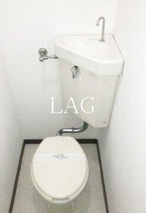 ヒルズタカハシの内装