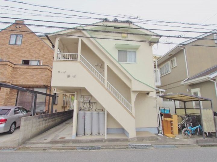 コーポ藤村の外観