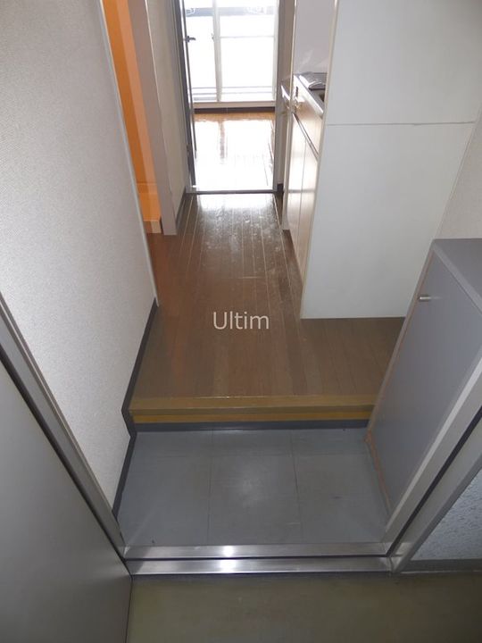 サウスポイントホウセンの玄関