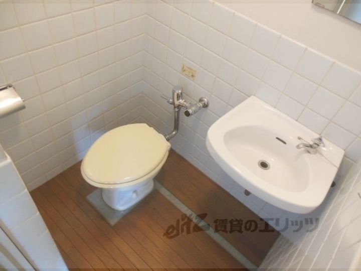 榊田マンションの内装