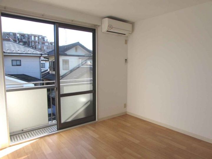 グランデソーニョA棟の居間