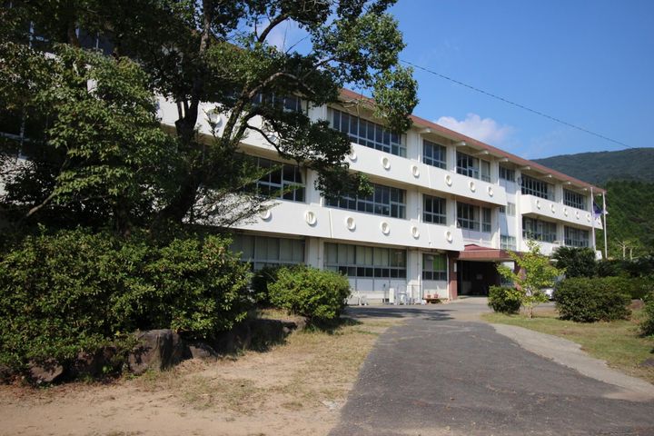 シルバンブリーズの周辺