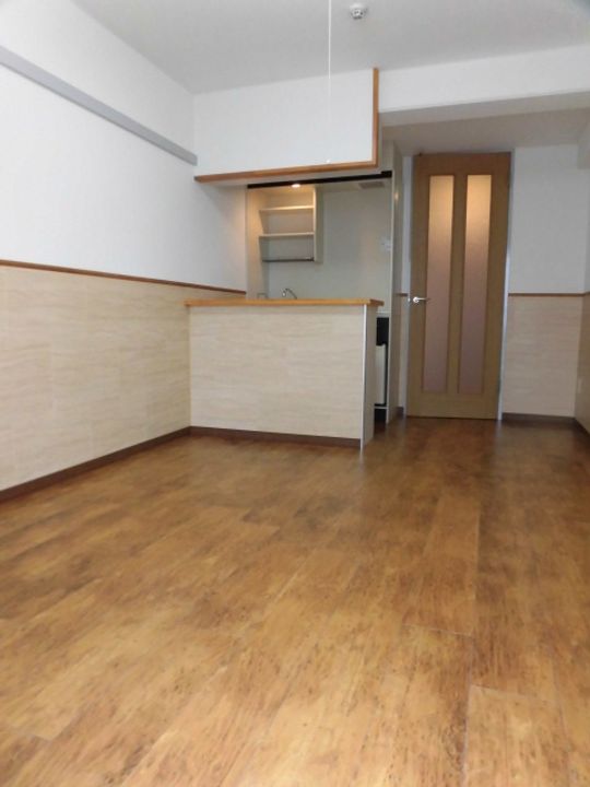 セシーズイシイ8の居間