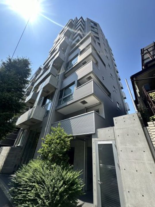 東京都渋谷区千駄ヶ谷2(マンション)の賃貸物件の外観