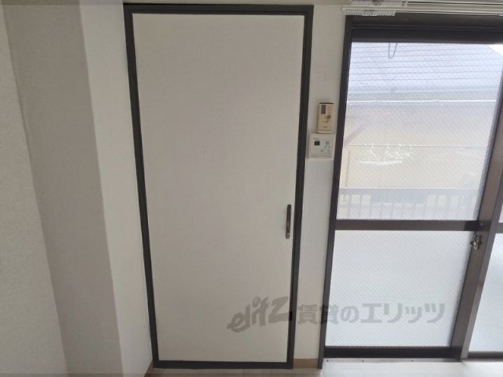 ロワール八坂の内装