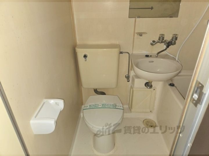 ロワール八坂の内装