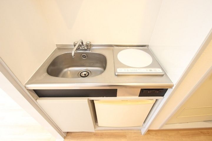 グランデール横川のキッチン