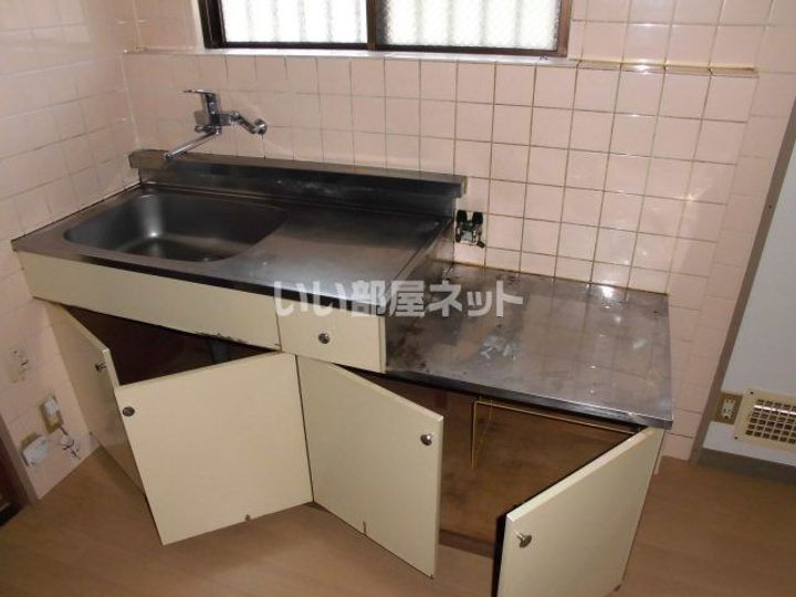 朋栄ハイツ2号館のキッチン