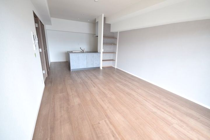 ニューガイア水前寺の居間