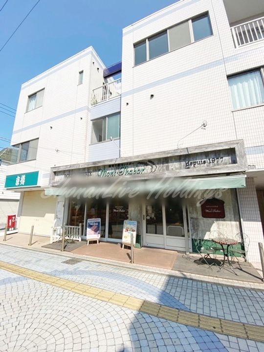 リブリ・湘南松が岡の周辺