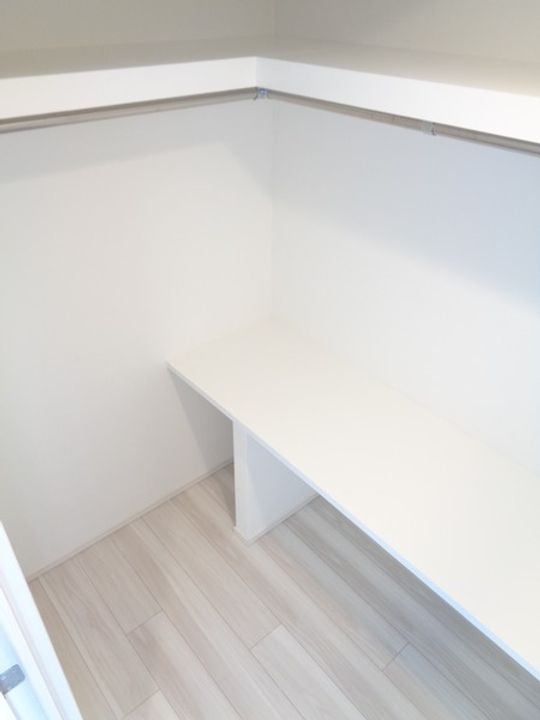 東京都豊島区池袋本町2の賃貸マンションの内装