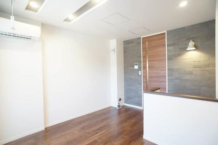 グランド ホルンの居間