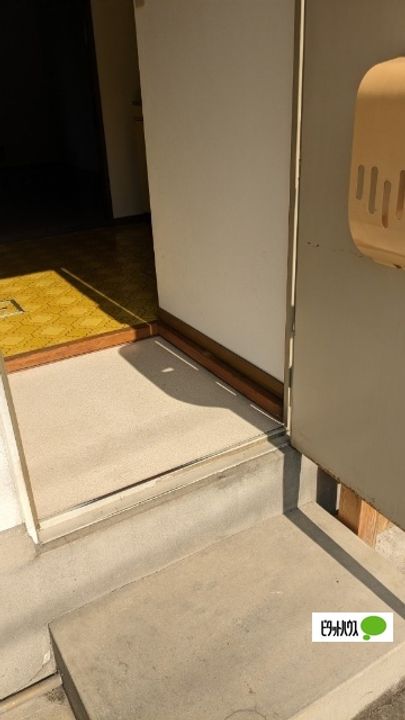 サンハイツ蘭梅の玄関