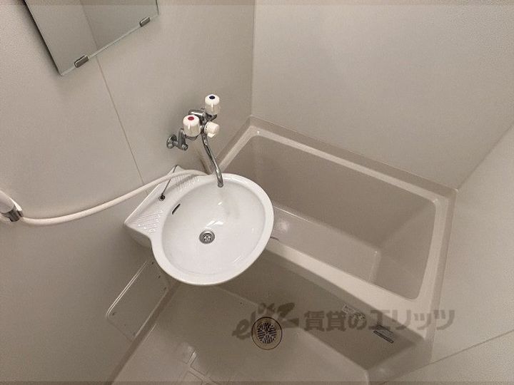 レオパレスSparrowの風呂