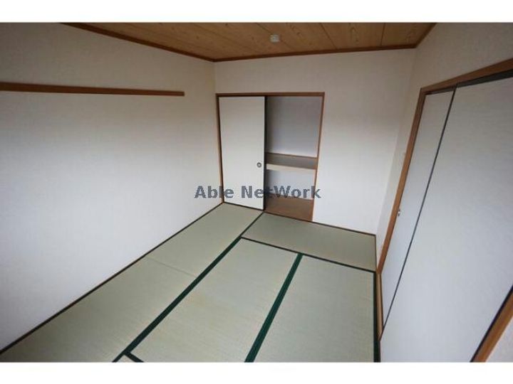 岐阜県羽島郡岐南町徳田5(マンション)の賃貸物件の居間