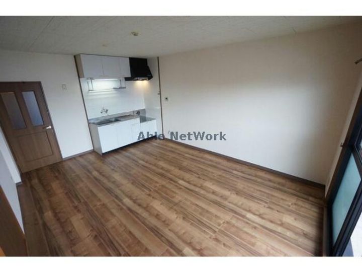 岐阜県羽島郡岐南町徳田5(マンション)の賃貸物件の居間