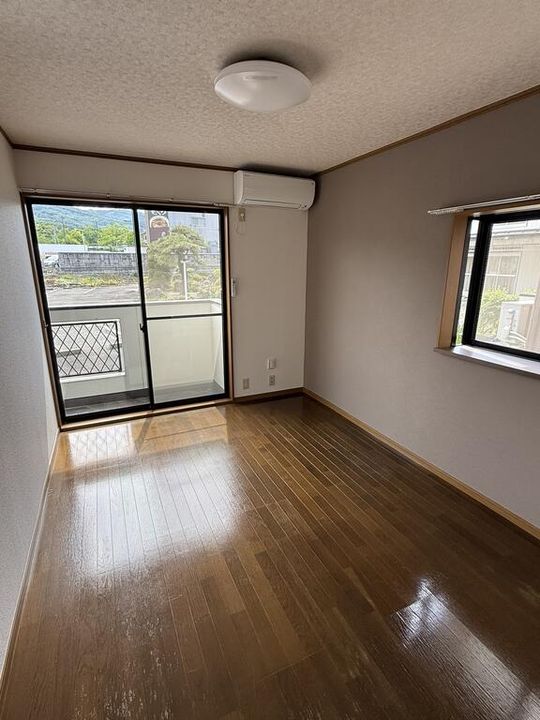 LINO折立Aの居間