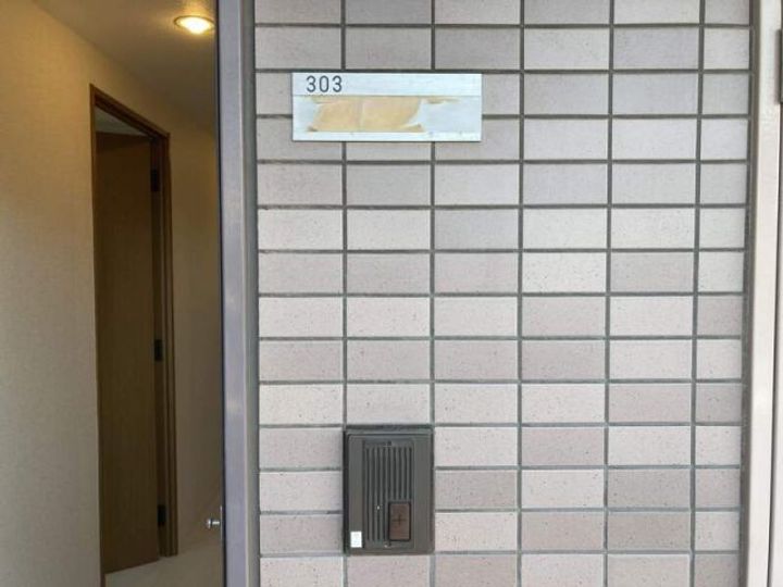 埼玉県川口市朝日1(マンション)の賃貸物件の玄関