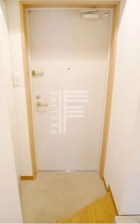 東京都品川区小山5(マンション)の賃貸物件の玄関