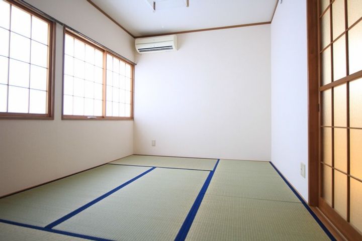 コーポ織音の居間