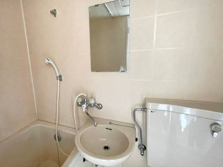 清水ビルの内装