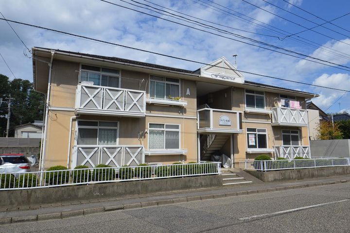 メゾン松波Aの外観