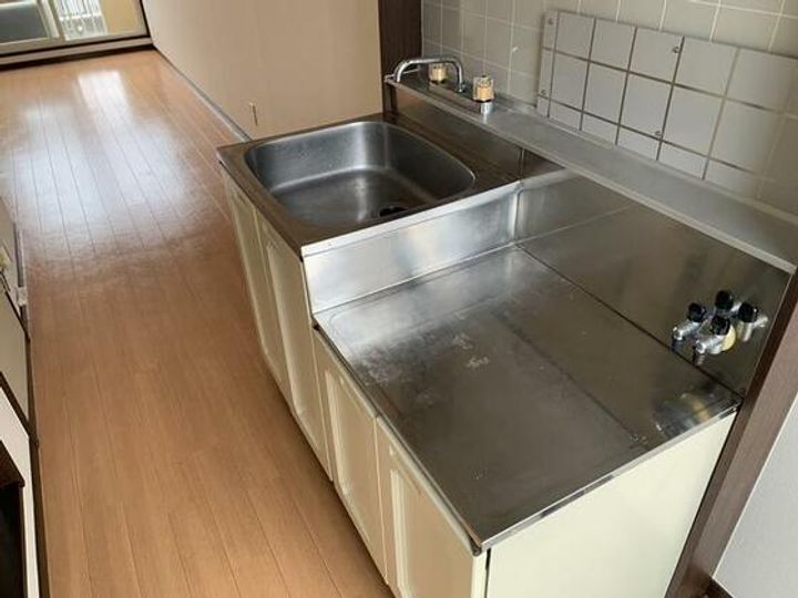 カサベルテA棟のキッチン