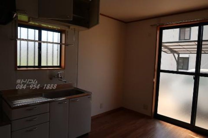 広島県福山市春日町1(一戸建)の賃貸物件の居間