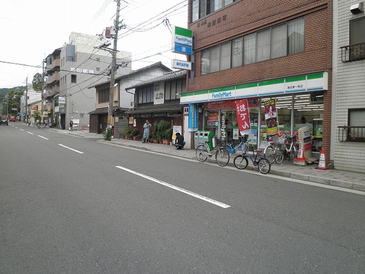 モンターニュリーブルの周辺