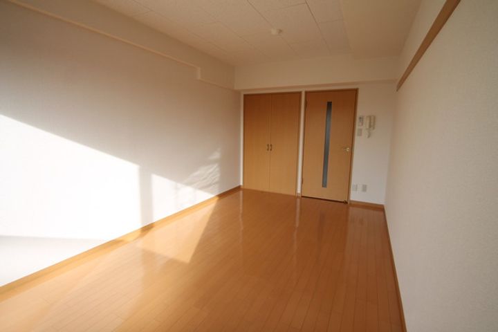 ボヌール五番館の居間