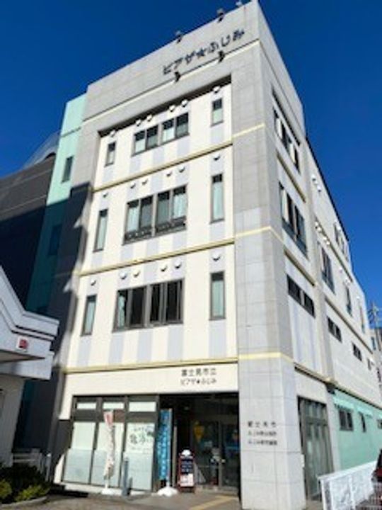 オルロジェの周辺