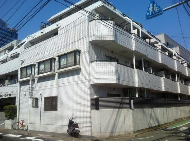 東京都渋谷区初台1(マンション)の賃貸物件の外観