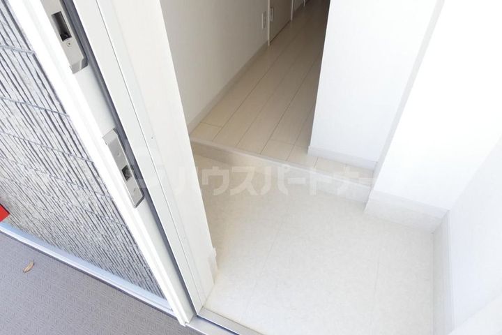 千葉県船橋市前原西4(マンション)の賃貸物件の玄関