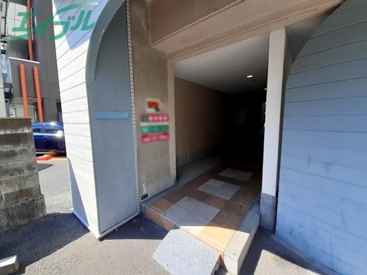 シャンボール西浦の地図