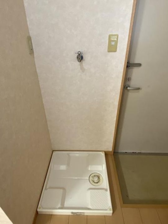 センチュリーパレス小茂根の玄関