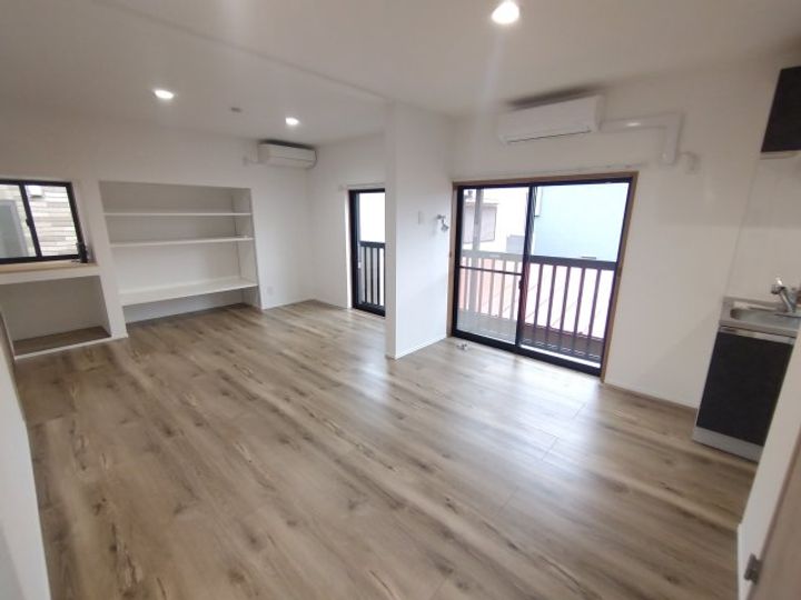 ルース根岸の居間