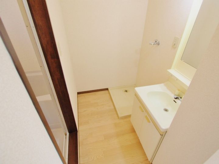 シャルム矢野東の内装