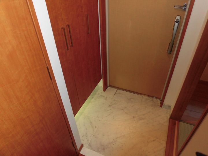 京都府京都市左京区粟田口鳥居町(マンション)の賃貸物件の玄関