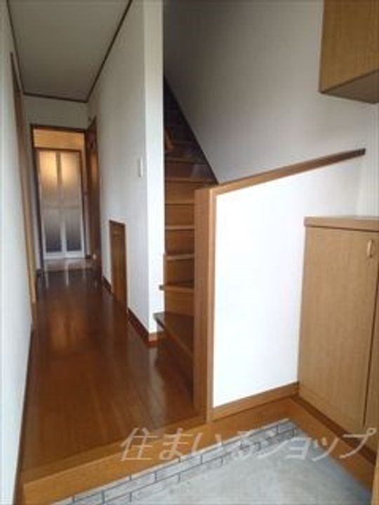 広島県広島市安佐北区深川1(一戸建)の賃貸物件の玄関