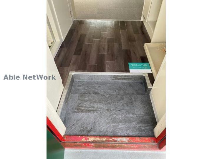 愛知県蒲郡市三谷北通6(アパート)の賃貸物件の玄関