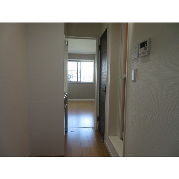 タウンコート登戸の玄関