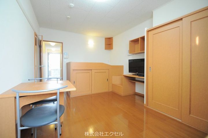 神奈川県相模原市緑区町屋4(マンション)の賃貸物件の居間