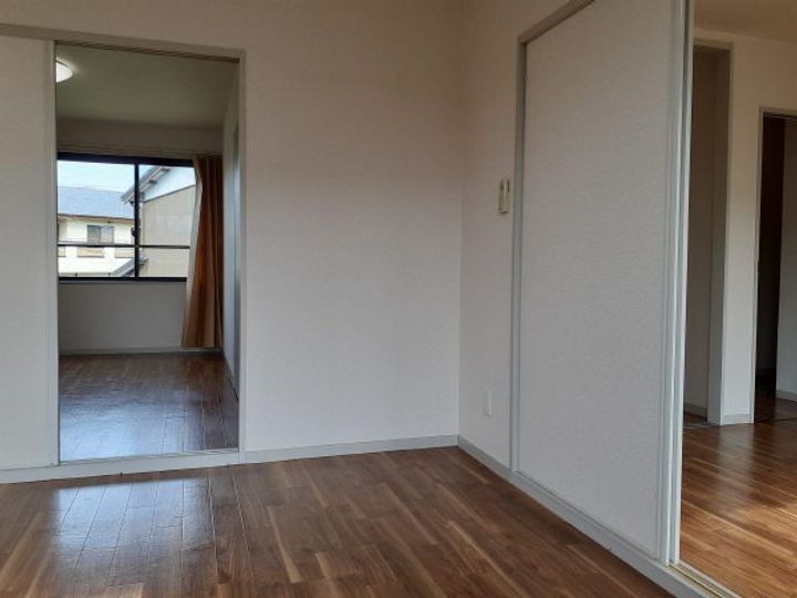 ディアス外神 B棟の内装