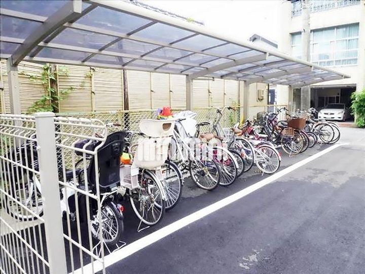 杉村ビルの地図